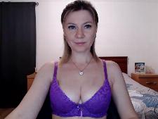 La cam girl européenne Paradise lors d’un des spectacles sexuels par webcam