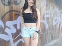 Hey, je suis Anacute