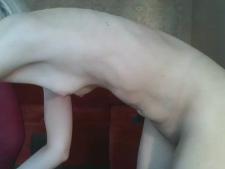 La femme webcam européenne Morningdew5 lors de 1 de ses performances sexuelles par webcam