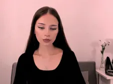 La cam femme européenne EmilyBelle lors d’une de ses émissions de webcamsex