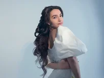 Vêtue de blanc pour toi