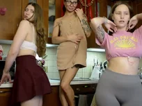 Juste nous, les filles, qui dansons