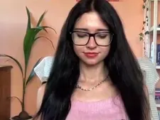 VanessaGold 33