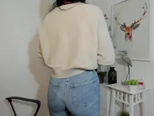 LauraCharm 7